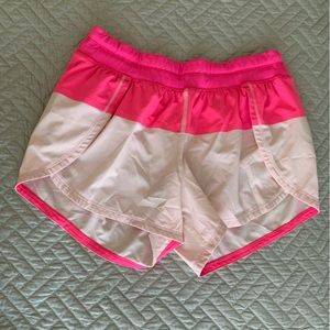 Lululemon two toned shorts size 6